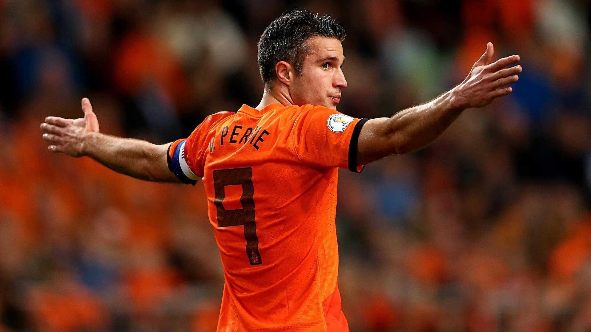 世界杯“最热闹的一条街”:球迷酒吧街每天狂欢到凌晨